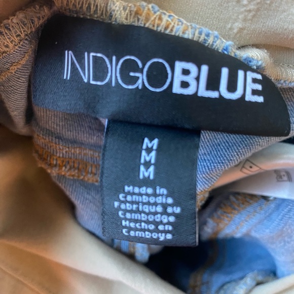 3 pairs of maternity jeans - Picture 5 of 5